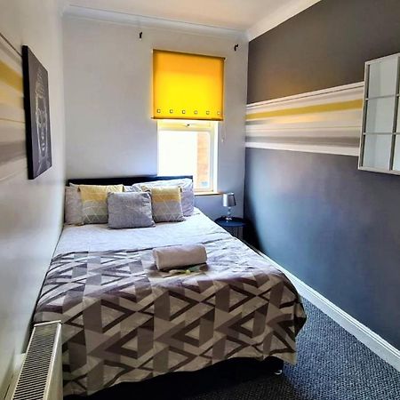 Lovely Spacious 5 Bedroom Home Near Chester City Centre Экстерьер фото