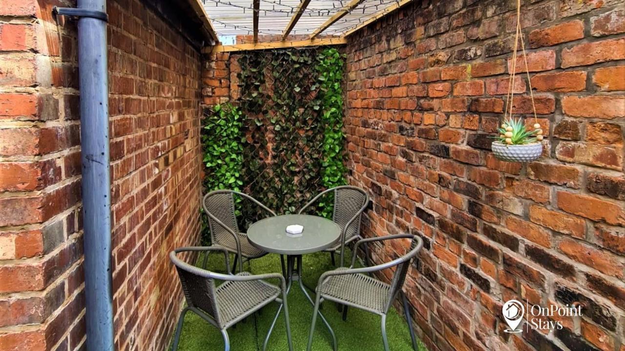 Lovely Spacious 5 Bedroom Home Near Chester City Centre Экстерьер фото